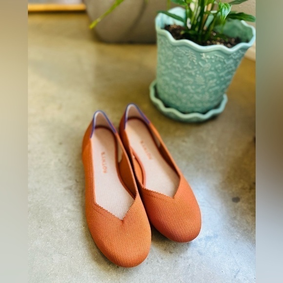 Rothys round toe brandy orange flat size 10 - Picture 1 of 1